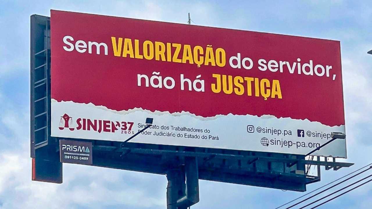 Read more about the article SINJEP instala outdoor em frente ao Lauro Sodré, sede do TJPA